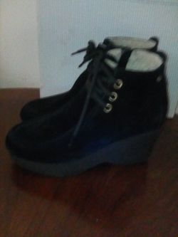 Women's Tommy Hilfiger wedges boots