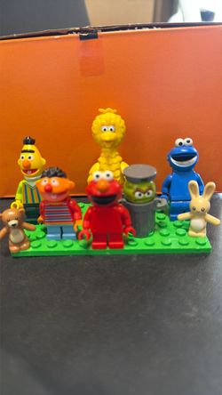 LEGO Ideas 21324 Sesame Street Minifigures Set of 6