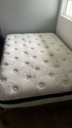 Full size Pillow Top Mattress
