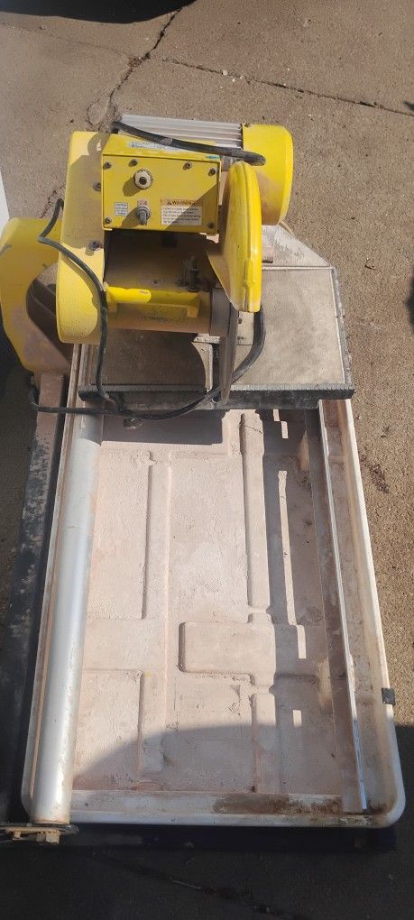 Wet Tile Saw