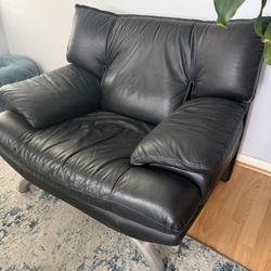 Leather Lounge Chair