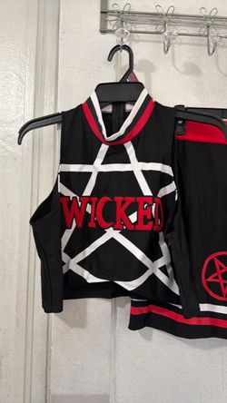 Cheerleader costume wicked