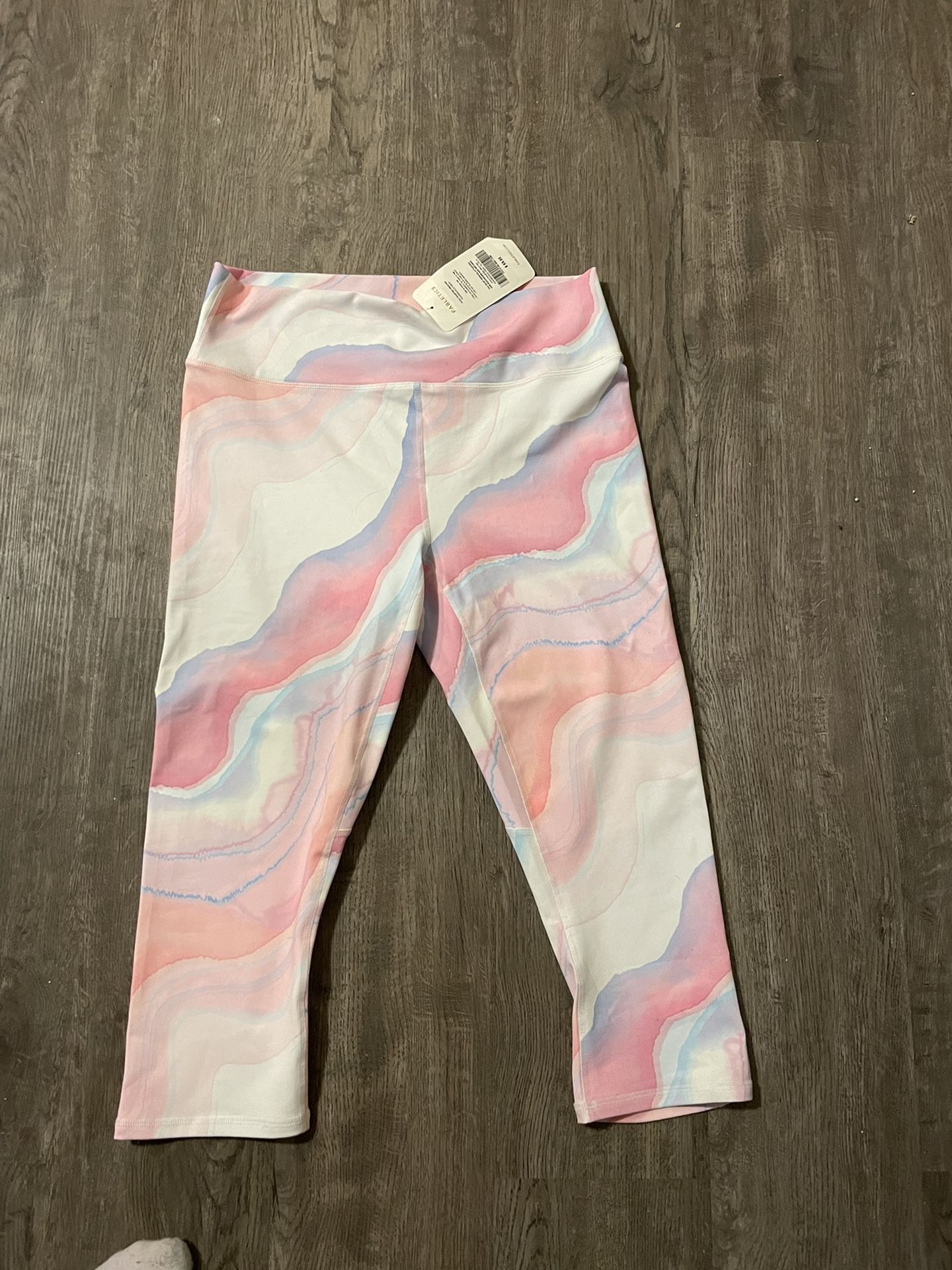 Fabletics Capri Legging XL