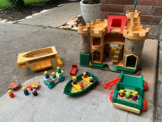 Vintage 1970 fisher price set of toys
