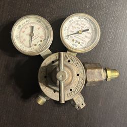 Victor Equipment Company inert gas regulator 