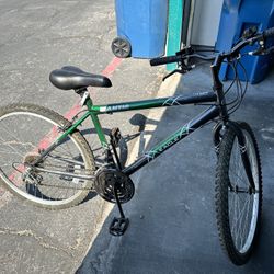 18 Speed Mantis Eagle Mountain Bike for Sale in Las Vegas NV OfferUp