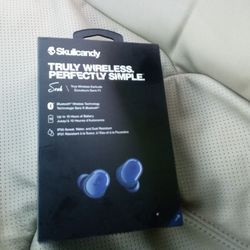 ,New,Scull Candy Earbuds25$,