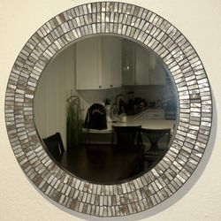 Round Decorative Mirror 20” Diameter