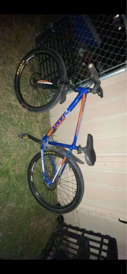 120$ Mountain bike need gone!!