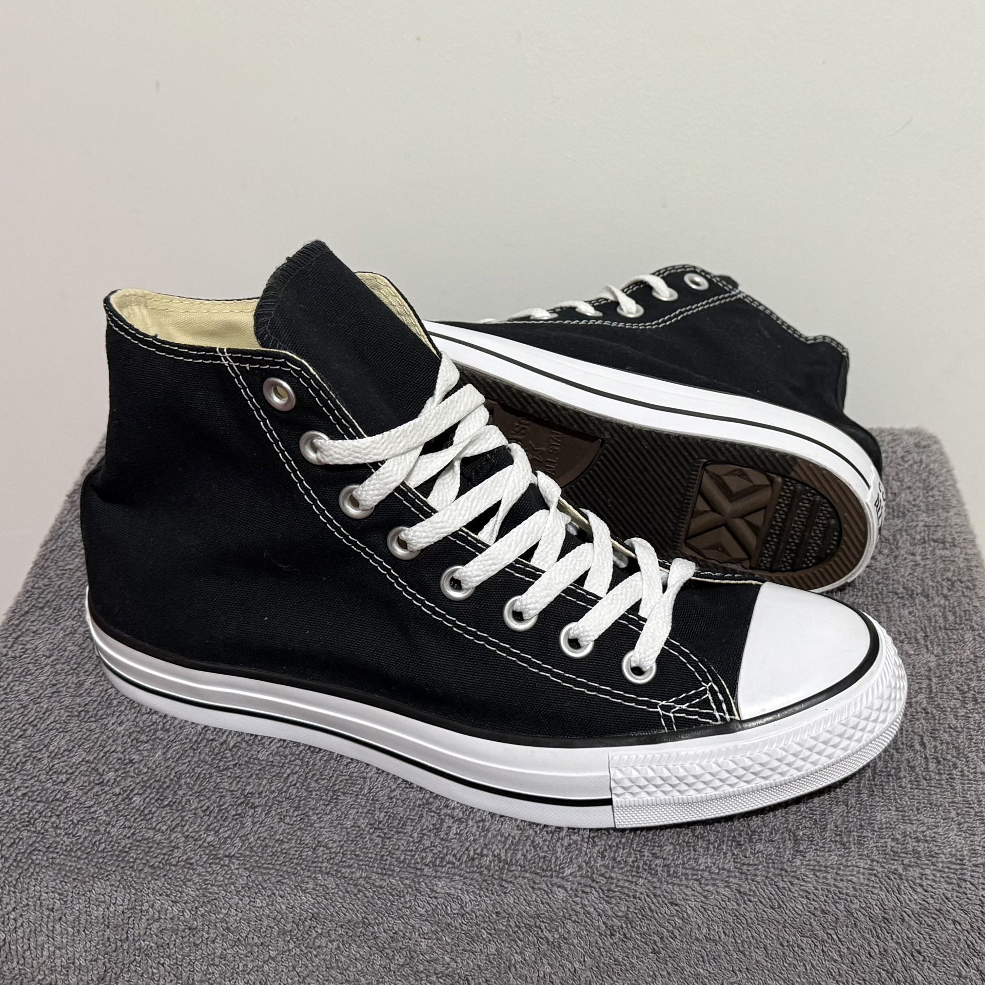 $45 Men’s Converse Brand New Size 7.5 (Women’s 9.5)