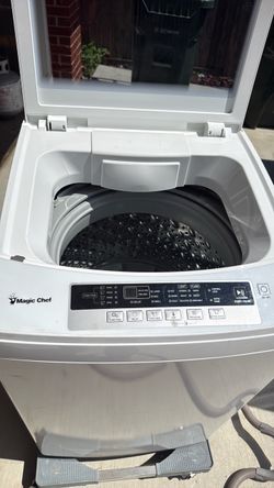 Portable, compact washing machine Portable, compact washing machine