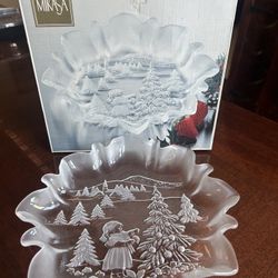 Christmas story Mikasa frosted glass ruffled plate near 10 inches new in the box