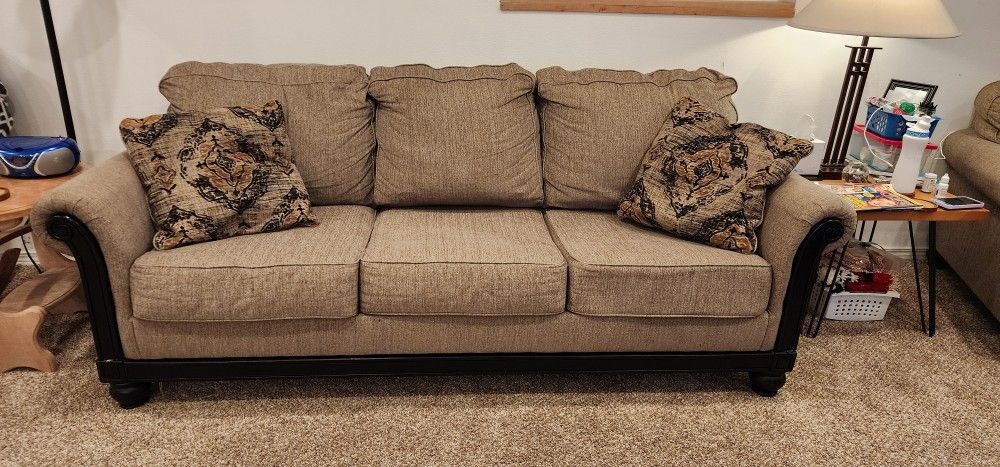 Couch With Pull Out Bed With Matching Chair And Ottoman And Pillows Included 