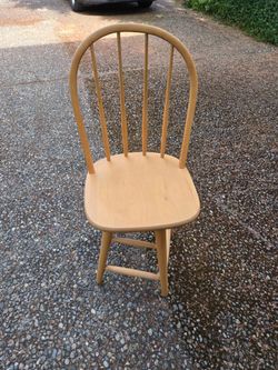 Wooden Swivel barstool with backrest