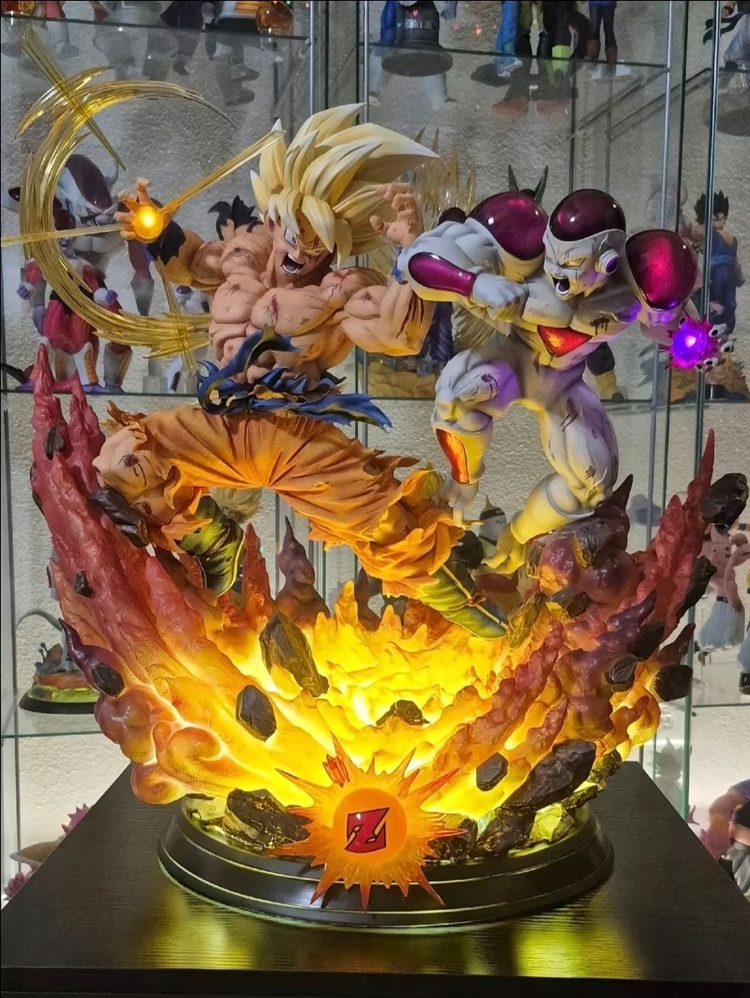Goku vs Frieza Resin Statue