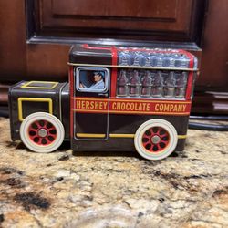 Double Compartment Hershey Tin