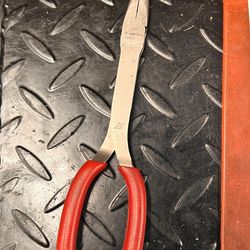 Snap on plier