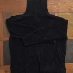 Women's Medium Fit Turtleneck Sweater 