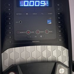 Pro-Form Elliptical – Excellent Condition – $325 OBO