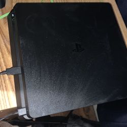 PS4 slim