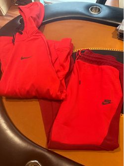 Men’s red sweatpants and full zip hooded fleece