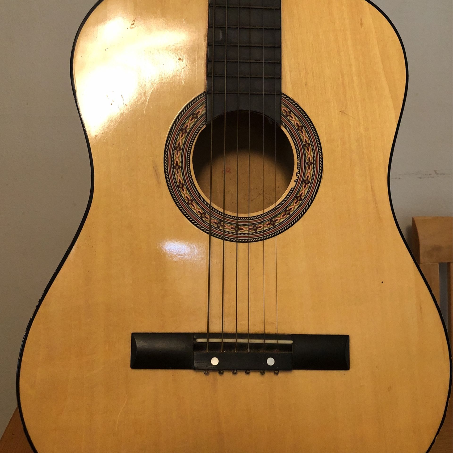 $50 Guitar With Free Stand W/Purchase & beginners Book $50 Firm Classic Guitar
