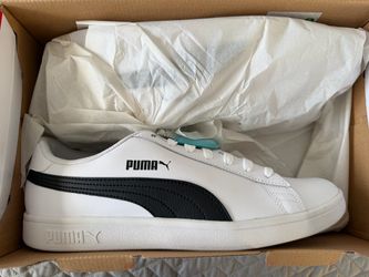 NEW Puma Smash v2 L - Size 11 Mens