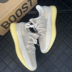 Yeezy Natural Size 9.5