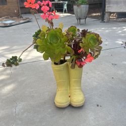 Ceramic Rain Boot Pot 