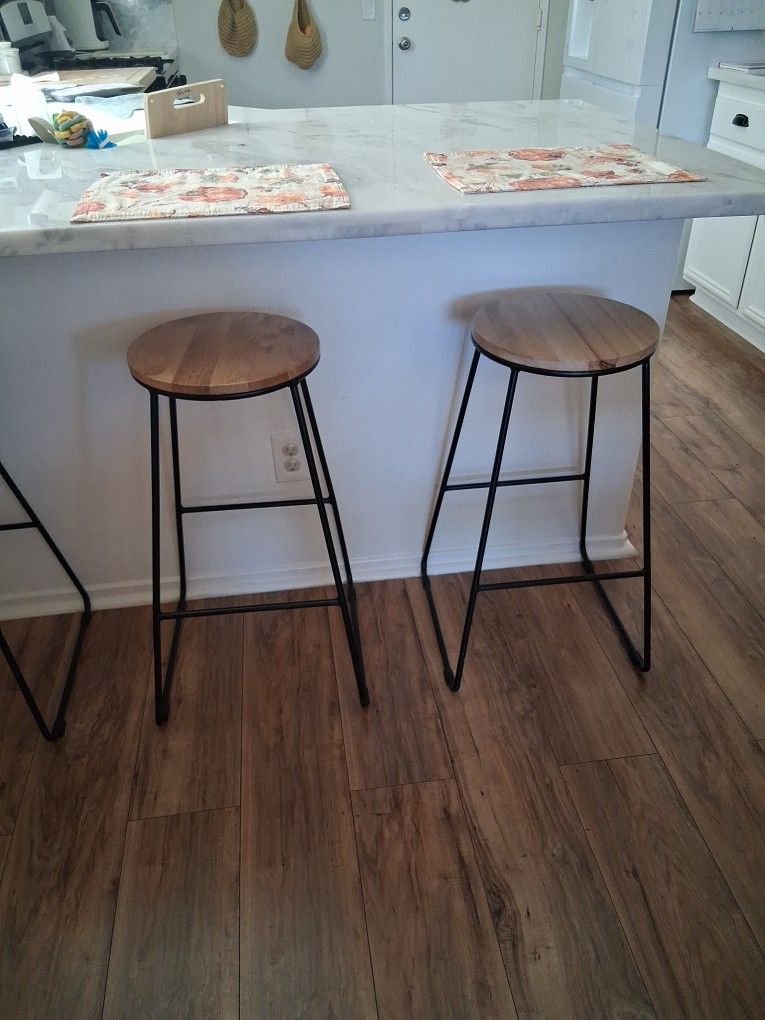 3 Counter Stools.