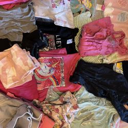 Girls Clothing 7/8 25 Items 