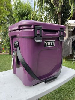 New Yeti Roadie 24 Boric Purple Cooler Brand New Never Used With