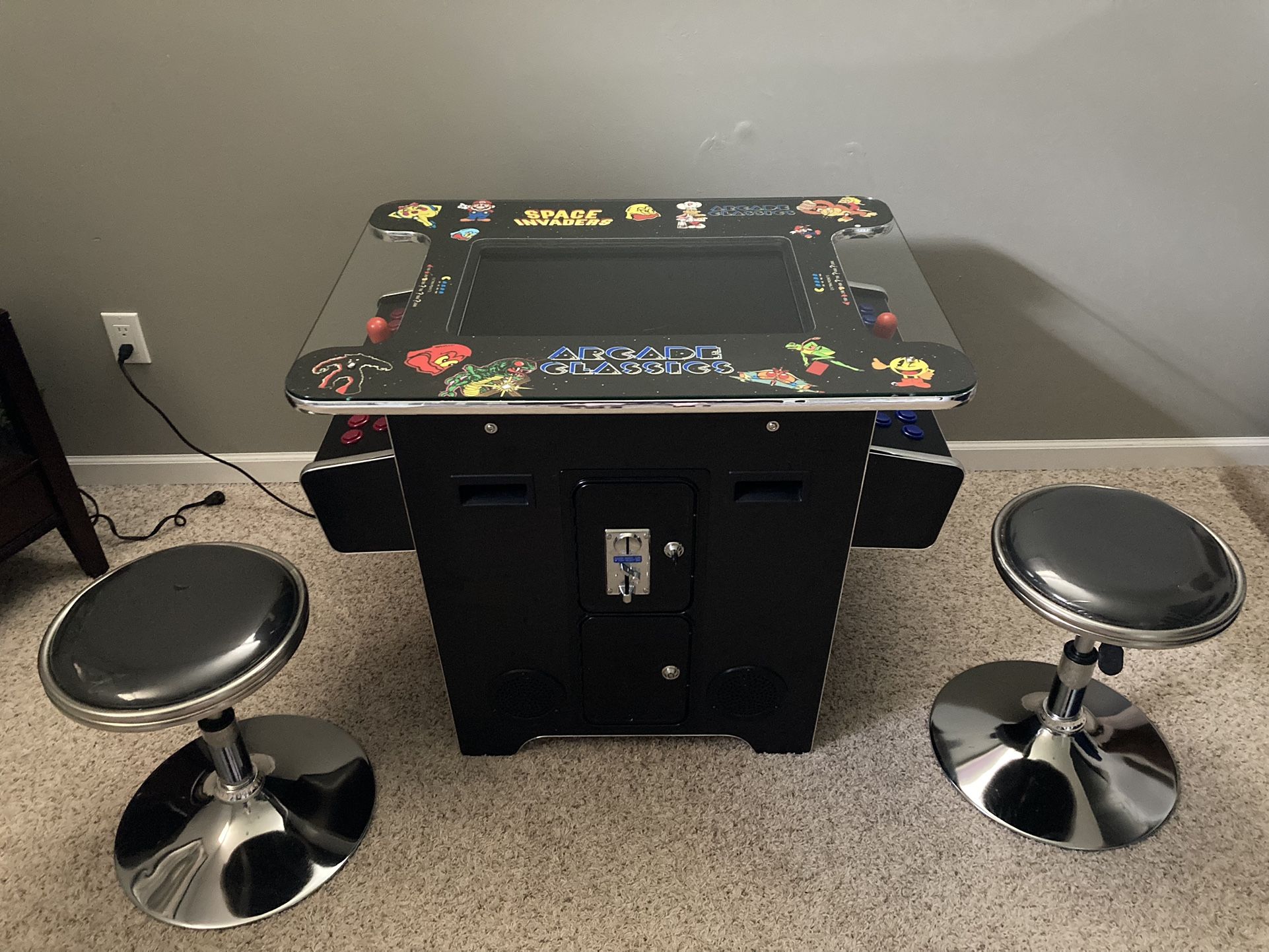Video Arcade Game Table