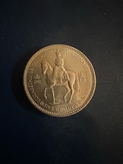 Queen Elizabeth II Five Shillings Crown Coin