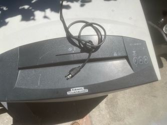 Fellowes paper shredder c380