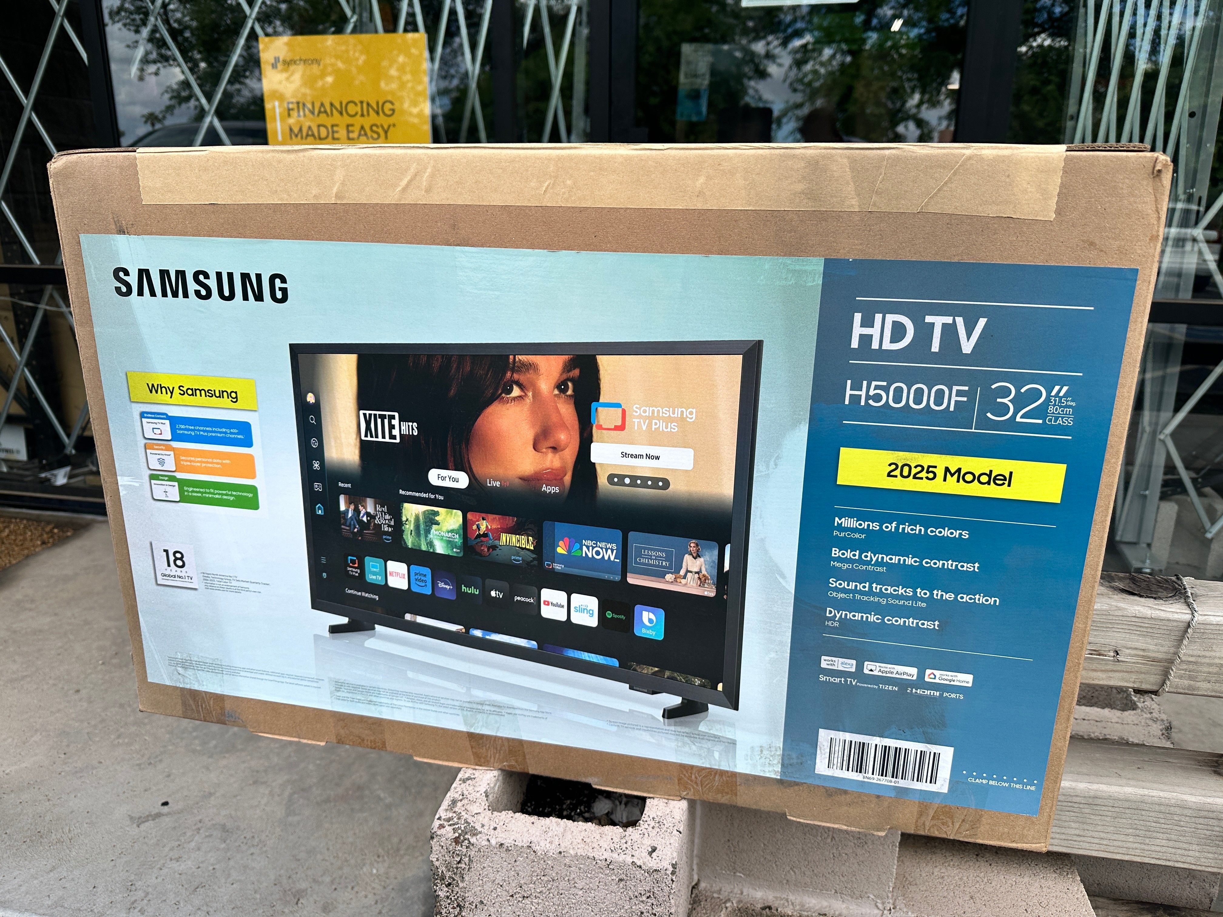 HUGE EARLY BLACK FRIDAY SALE 32" Samsung 720P LED Smart UN32H5000