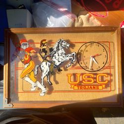Vintage 1987 USC Trojans Hanover Wall clock 