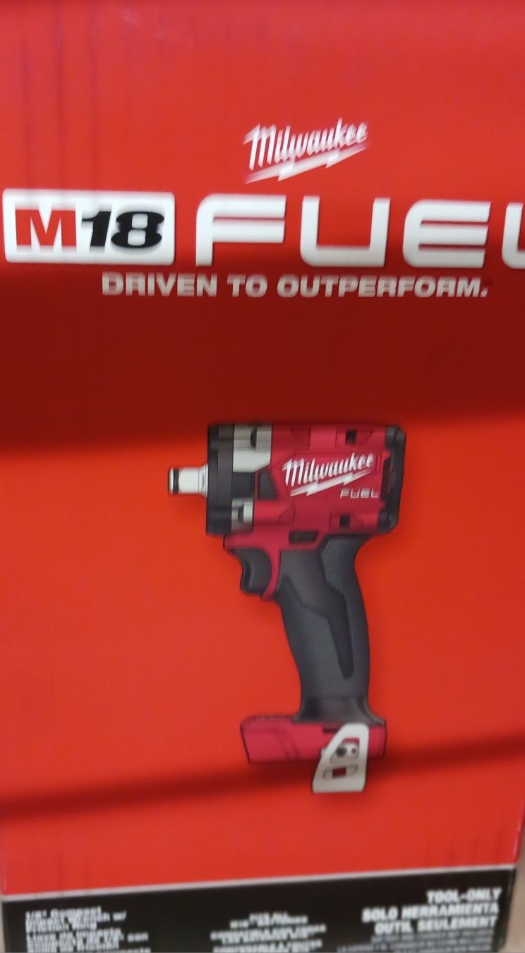 Milwaukee 1/2 Drill
