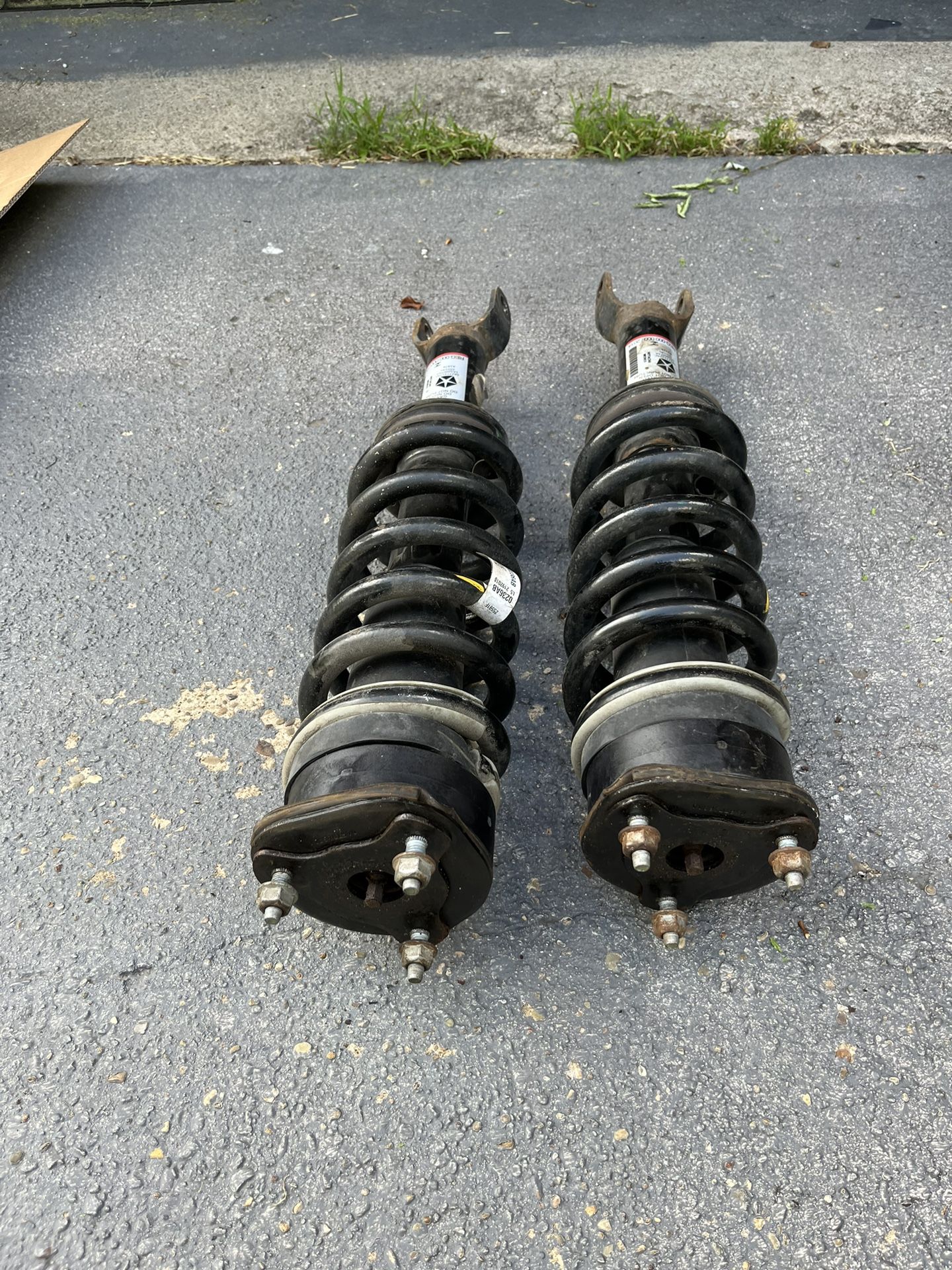 Front Shocks And Struts. Ram 1500