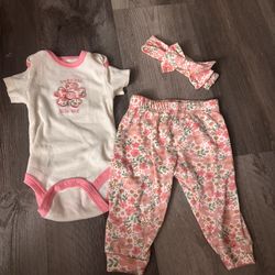 $4 Outfits Size Varies