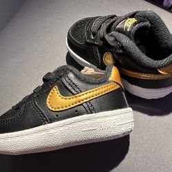 Infant Nike Force 1 Crib (CB) Shoes Black/Gold White 6.5M