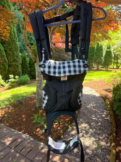 Ergobaby carrier