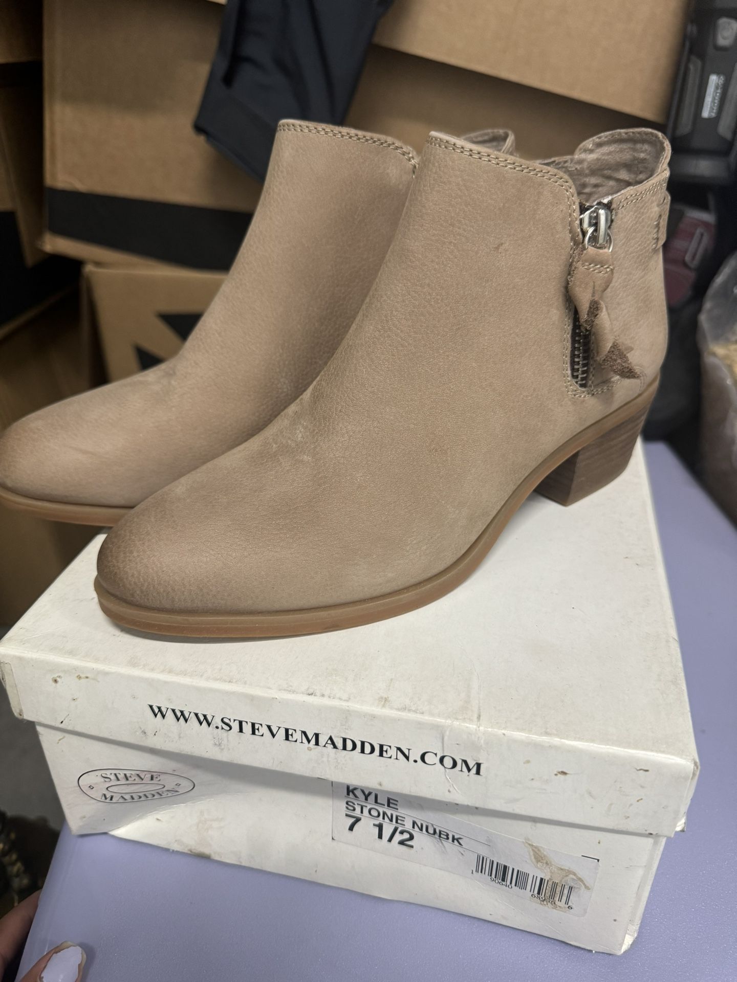 Steve Madden Boots 