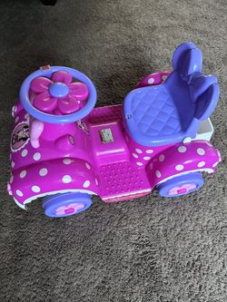 Minni Mouse Toddler Car