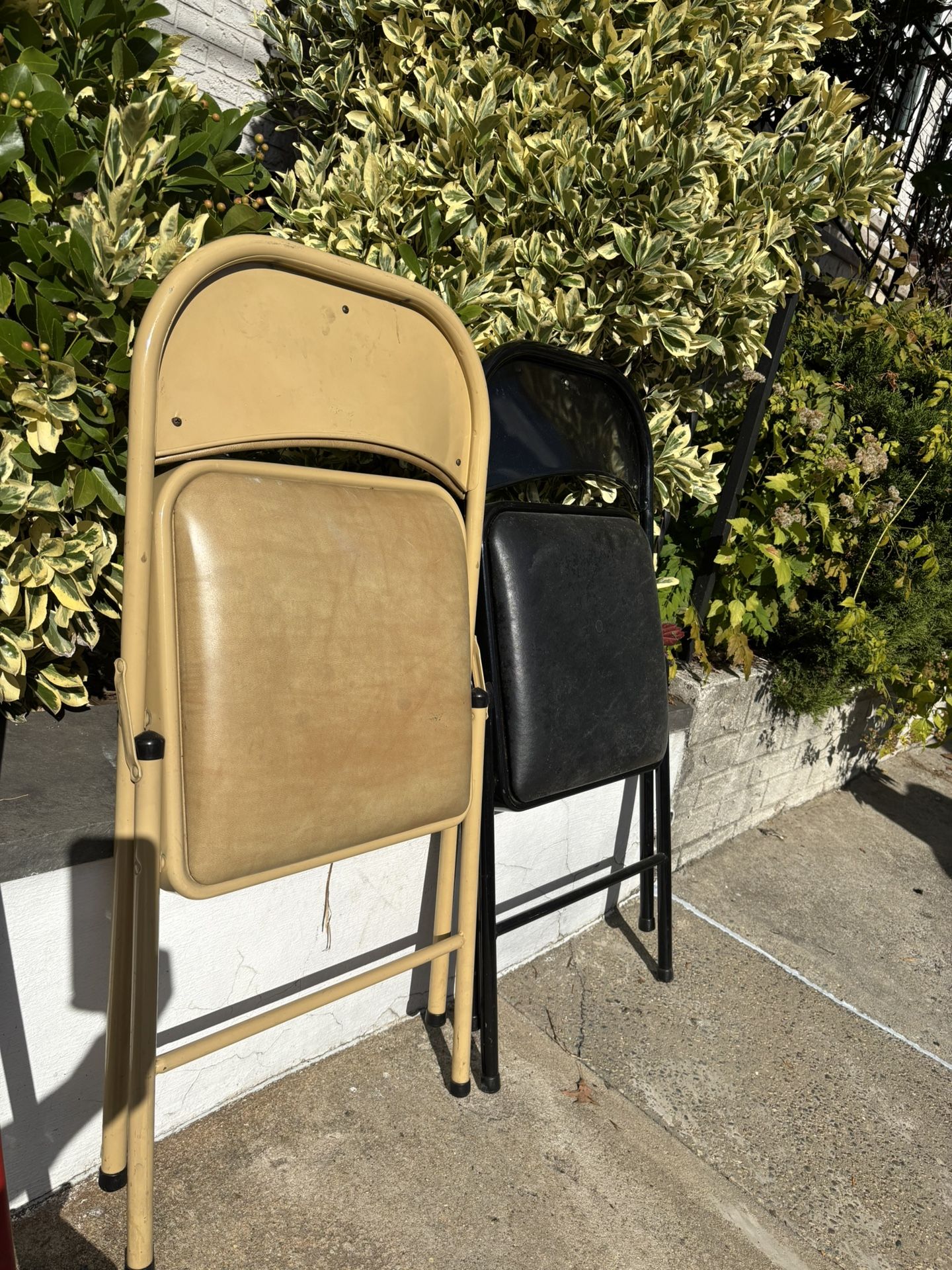 Padded Metal Folding Chairs