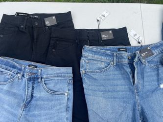 8 Pairs - High Quality Women’s Jeans - Levi & Express 