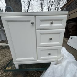 Bathroom Vanity Diamond NOW Calhoun 30-inch White Bathroom Vanity Base No Top