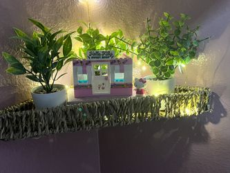 Hello kitty sweet shop Build Set And Shelf Set Up (all Items Pictured) Open To Offers!!