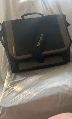 Travis Laptop Bag