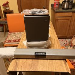 Schultz Bluetooth 2.1 Channel Soundbar With Wireless Subwoofer!!!